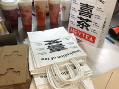 -喜茶(东莞雍华庭店)