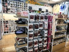 -上海路易十四芭蕾良品舞蹈用品店(美丽华商务中心店)