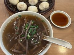 -佬钱湾仔(衣裳街店)