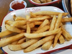 -Tube station站点比萨(王府井百货店)