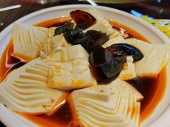 皮蛋豆腐-胖哥俩肉蟹煲(学林街店)