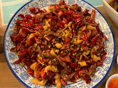 -临界音乐酒馆·小龙虾·江湖菜(华熙LIVE·鱼洞店)