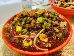 -玲玲米粉·新疆现炒米粉(大十字总店)