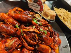 -巴厘龙虾·榜首油焖大虾(音乐学院·沿江酒馆店)