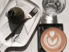 -UNI UNI(环亚凯瑟琳店)