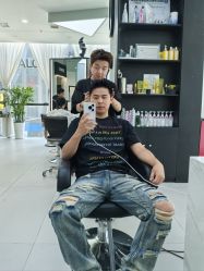 -U·NI SALON 造型