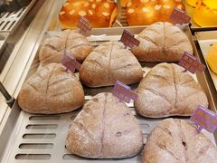 -好利来(上海虹桥新天地Lab主题店)