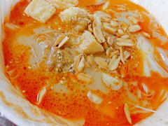 老酱麻辣烫-二钢串叔麻辣烫(华龙大厦店)