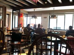 大堂-江边城外烤全鱼(方庄时代购物中心店)
