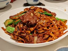 老式菜远炒牛河-侨美食家·41年地道粤菜(恒福路店)