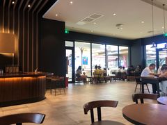 大堂-星巴克(武汉江夏中百广场店)