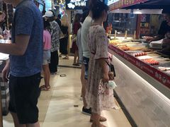 -澳门街美食城(世界城光谷步行街店)