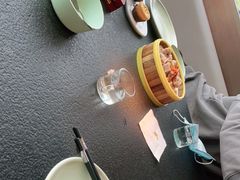 -蝴蝶里·粤菜·点心(滨江龙湖店)