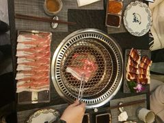 -炙忧烤肉屋(中国铁建广场店)
