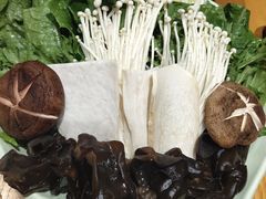 -额尔敦传统涮.冰煮羊火锅(乌兰察布体育场店)