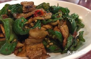 Fresh Fragrant Stir-Fried Pork
