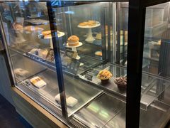 面包甜点陈列柜-星巴克(北京新辰里亚运村店)