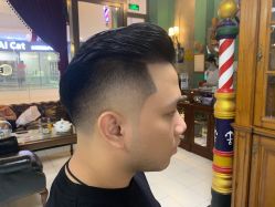 -小戈男士复古理发馆barber shop