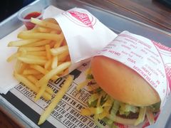 -FATBURGER 特富客汉堡(外交公寓店)