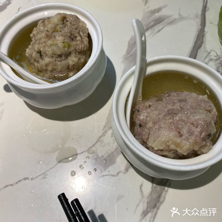 游秦淮河，吃淮扬菜，最爱这颗狮子头。