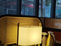 -铭牛烧肉·和牛海鲜自助(高新月牙湖店)