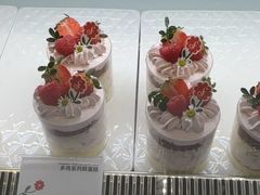 -花花卷卷·鲜食蛋糕(泉屋店)