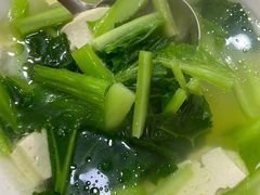 -泸沽肴(泸沽湖大洛水村农村信用社旁店)