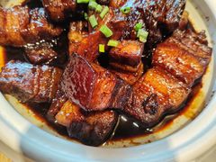 -头上红煨盐鸡·非遗院子餐厅