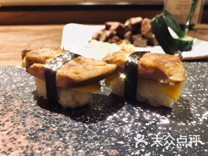 东田之村·和风料理(金水路店)芒果鹅肝手握图片 - 第2张