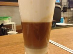 白雪巧心-星巴克(武康路店)