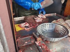 -梅记大块头爆鱼店(乍浦路店)