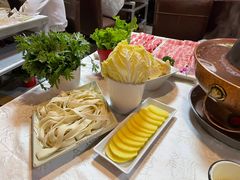 -羊家胡同·龙虾烧烤火锅(龙汇路店)