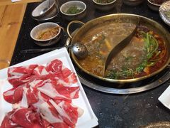 -顶顶汤火牛排火锅·经典铜锅涮肉