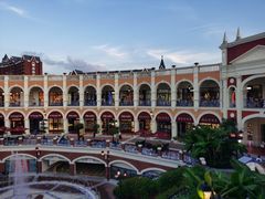 -佛罗伦萨小镇广佛名品奥特莱斯(疏港路店)