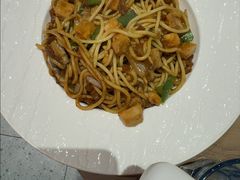 -必胜客(上海华谊新所店)