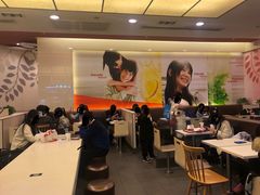 大堂-肯德基(虹桥机场T2北指廊精选外卖点店)