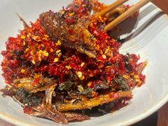 干椒蒸油炸鲫鱼-田小狗的饭店(碧桂园店)