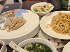 -东湖宾馆金玫瑰酒吧