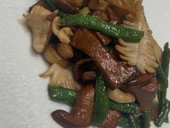 -荷风细雨·中国茶宴(碧云店)