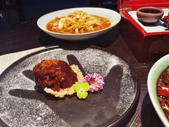 -江上荟·创意中国菜(绿地缤纷城店)