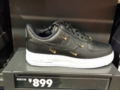 -NIKE上海青浦优选体验店
