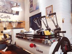 -Be Lived Cafe比例咖啡(摩天轮店)
