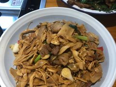 -九道菜有鸡鱼头(石鼓路店)