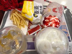 -麦当劳(乳山路店)