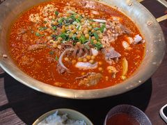 -张翻越·川渝冒菜·武汉黑鸭煲(城北万象城店)