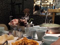 -洪氏嗨捞·猪肚鸡火锅(阳光天地店)