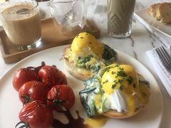 奶油菠菜火腿肉班尼迪克蛋-The Rug Cafe(王府中环店)