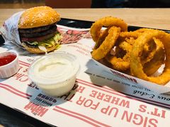 -The Habit Burger Grill 哈比特汉堡(复兴soho店)
