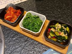开胃菜拼盘-神隐烧肉酒场(九街店)