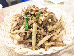 -江城燕子大排档(江汉路步行街店)